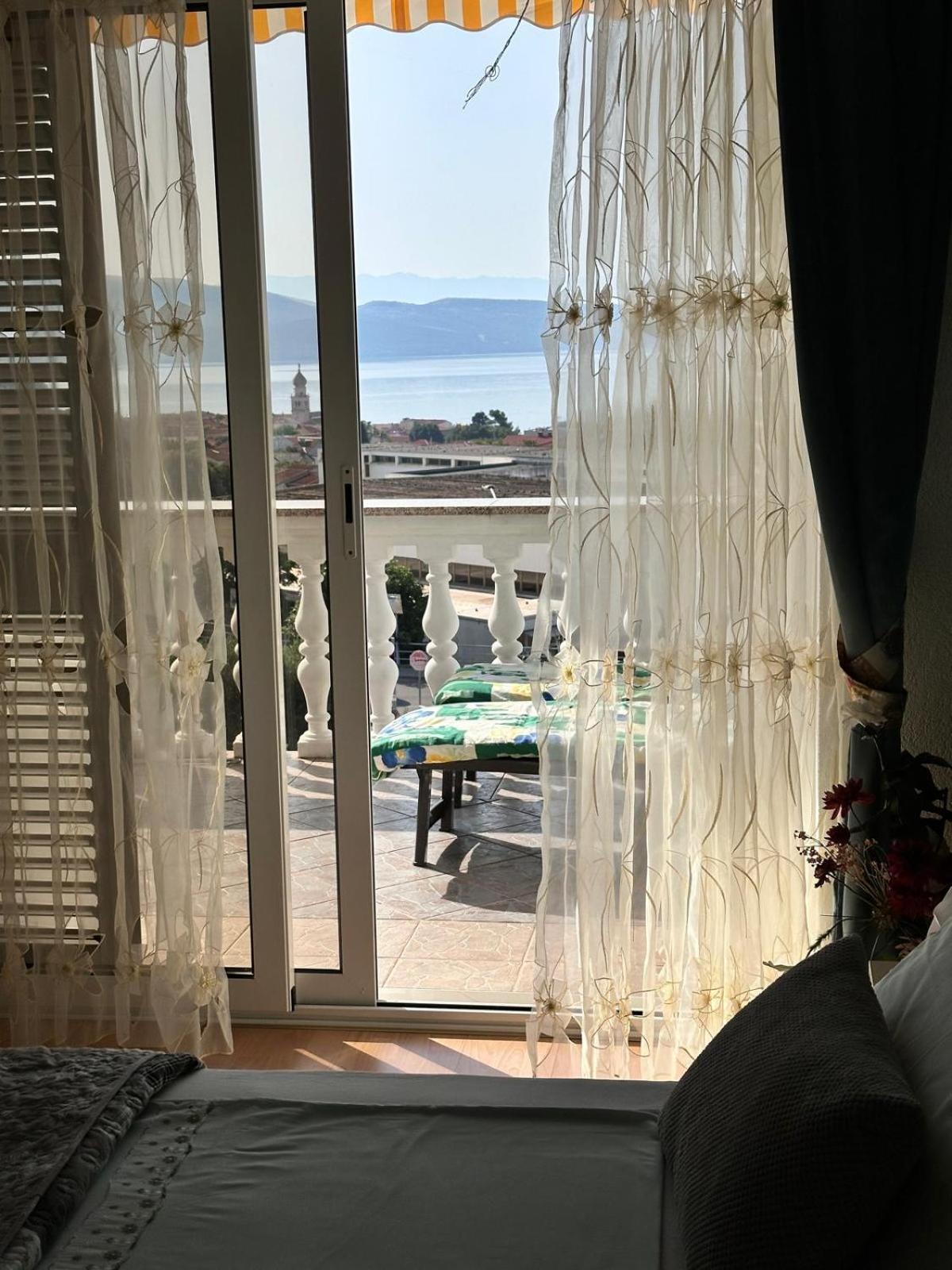 Apartmani Djurda Krk Town Εξωτερικό φωτογραφία